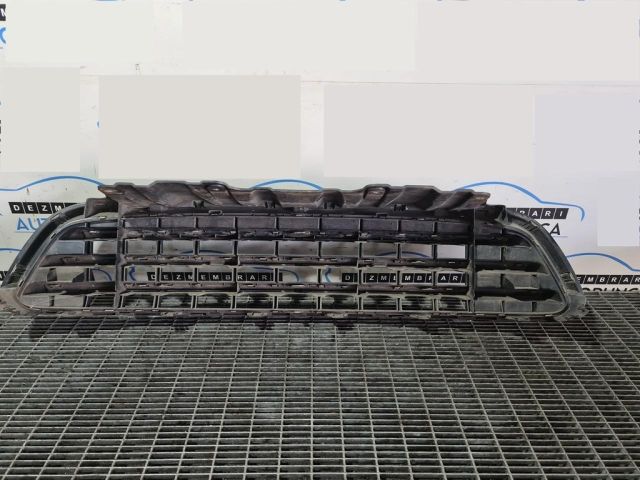 bontott MINI COUNTRYMAN Hűtőrács