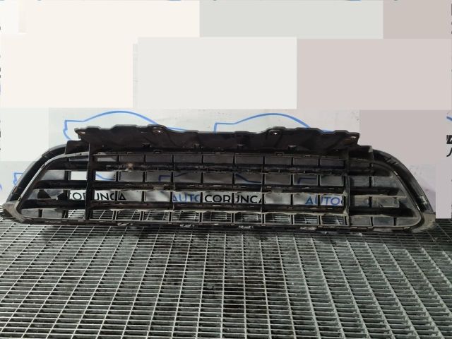 bontott MINI COUNTRYMAN Hűtőrács