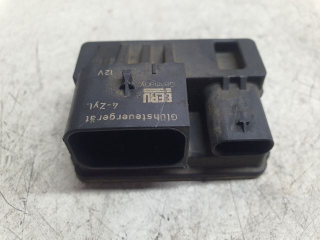 bontott MINI COUNTRYMAN Izzító Relé