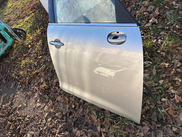 bontott MINI COUNTRYMAN Jobb első Ajtó (Részeivel)
