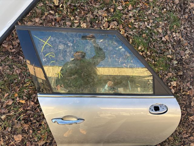 bontott MINI COUNTRYMAN Jobb első Ajtó (Részeivel)