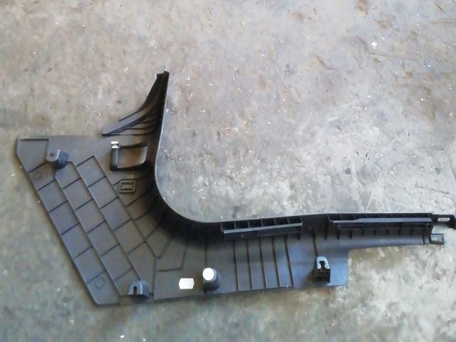 bontott MINI COUNTRYMAN Jobb első Belső Küszöb Burkolat