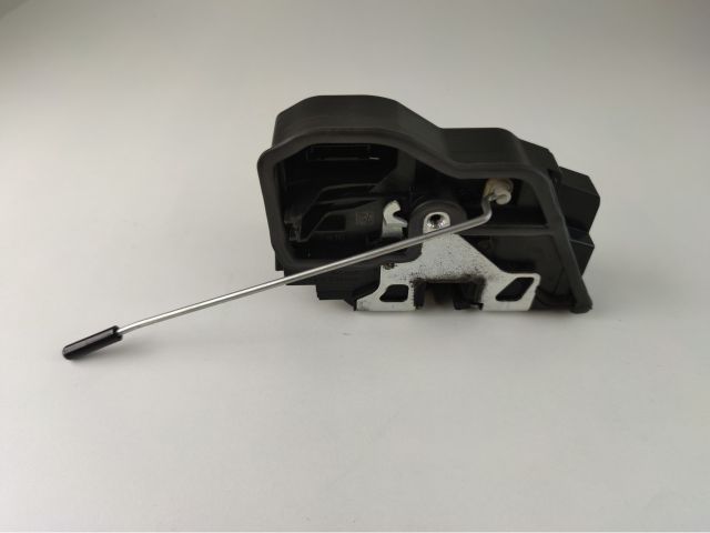 bontott MINI COUNTRYMAN Jobb első Központizár Motor