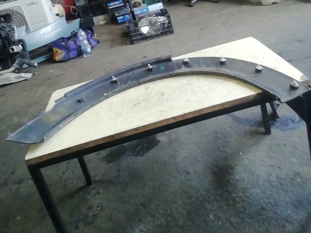 bontott MINI COUNTRYMAN Jobb első Sárvédő Díszléc