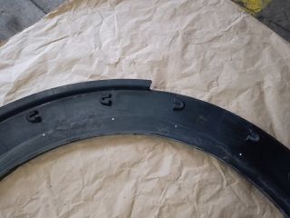 bontott MINI COUNTRYMAN Jobb első Sárvédő Szélesítő