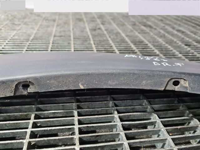 bontott MINI COUNTRYMAN Jobb első Sárvédő Szélesítő