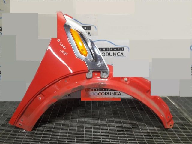 bontott MINI COUNTRYMAN Jobb első Sárvédő