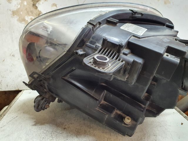 bontott MINI COUNTRYMAN Jobb Fényszóró