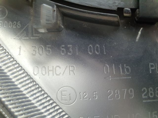 bontott MINI COUNTRYMAN Jobb Fényszóró