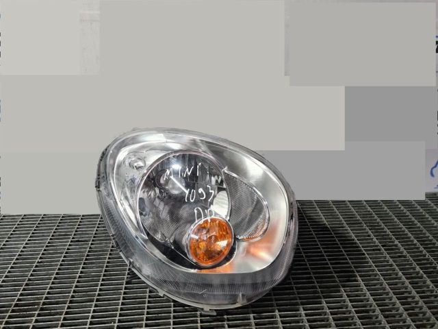 bontott MINI COUNTRYMAN Jobb Fényszóró