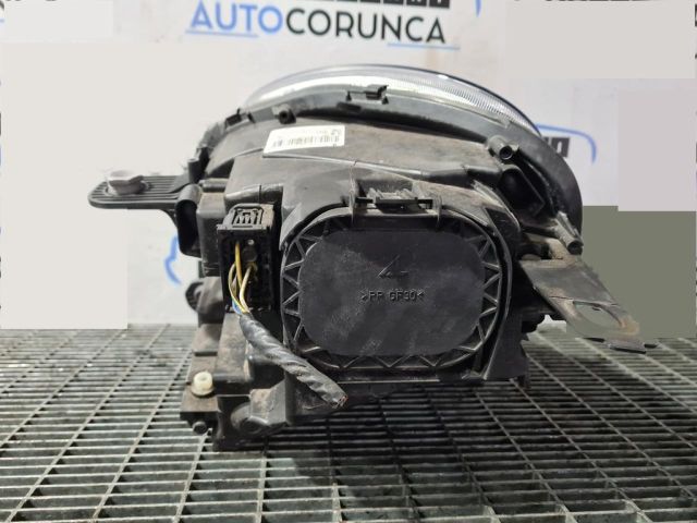 bontott MINI COUNTRYMAN Jobb Fényszóró