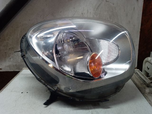 bontott MINI COUNTRYMAN Jobb Fényszóró