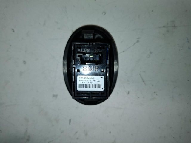 bontott MINI COUNTRYMAN Jobb hátsó Ablakemelő Kapcsoló