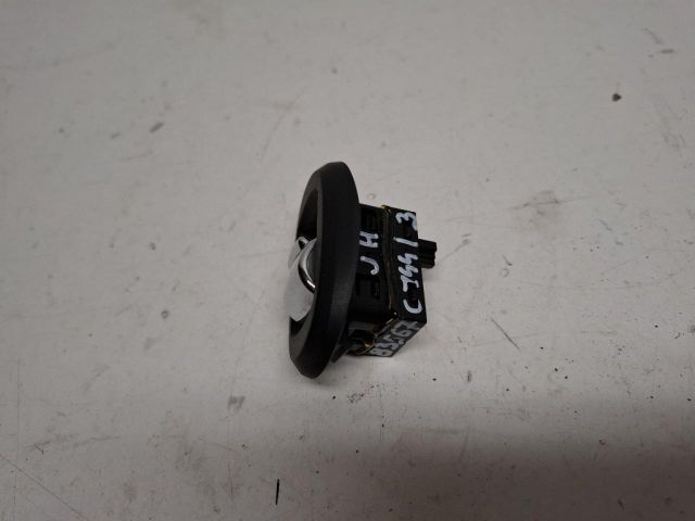 bontott MINI COUNTRYMAN Jobb hátsó Ablakemelő Kapcsoló