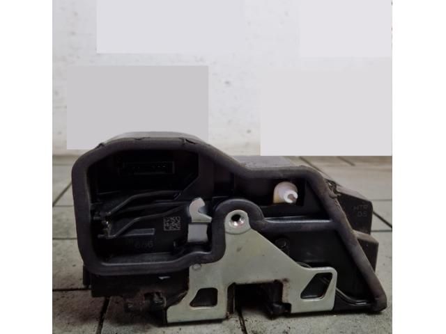 bontott MINI COUNTRYMAN Jobb hátsó Ajtózár