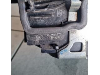 bontott MINI COUNTRYMAN Jobb hátsó Ajtózár