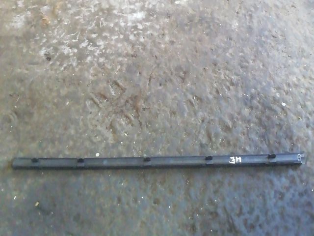 bontott MINI COUNTRYMAN Jobb hátsó Vízlehúzó Gumicsík