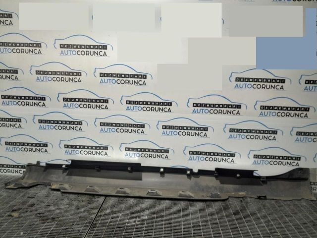 bontott MINI COUNTRYMAN Jobb Küszöb