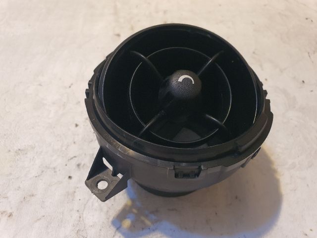 bontott MINI COUNTRYMAN Középső Szellőző