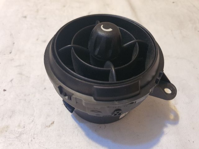 bontott MINI COUNTRYMAN Középső Szellőző