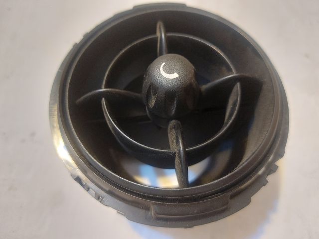 bontott MINI COUNTRYMAN Középső Szellőző