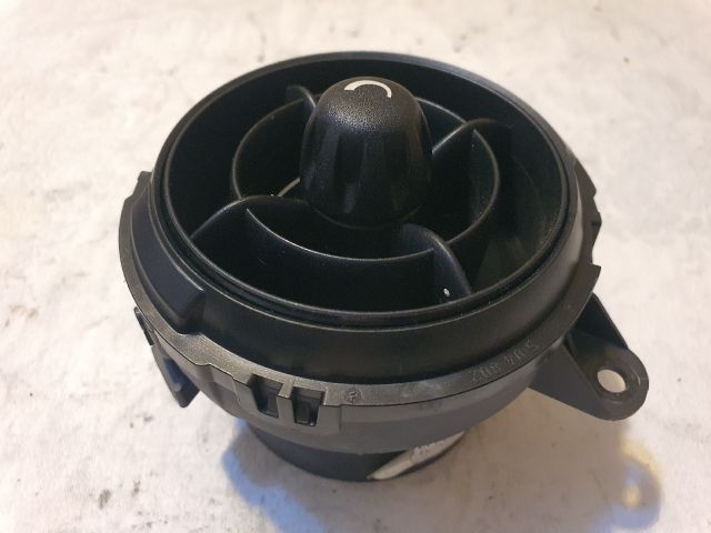 bontott MINI COUNTRYMAN Középső Szellőző