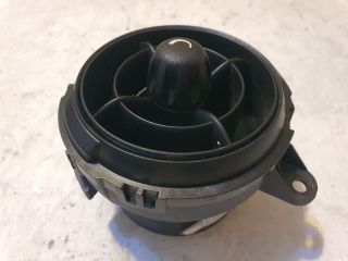 bontott MINI COUNTRYMAN Középső Szellőző