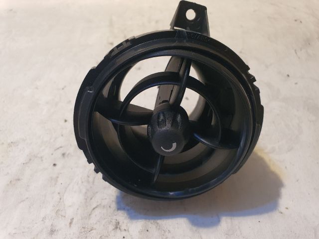 bontott MINI COUNTRYMAN Középső Szellőző