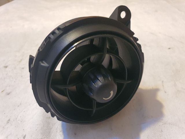 bontott MINI COUNTRYMAN Középső Szellőző