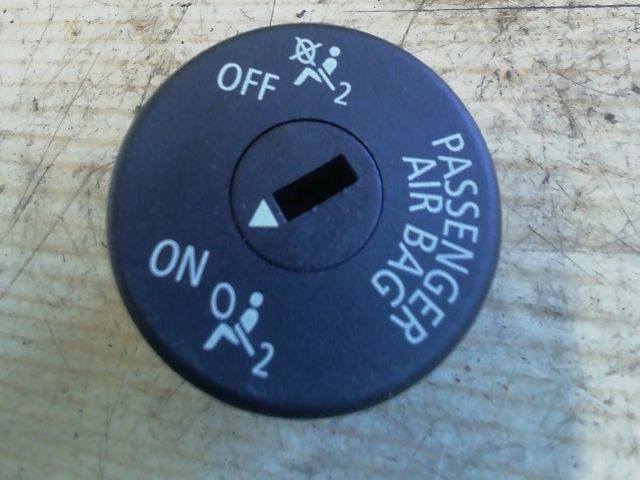 bontott MINI COUNTRYMAN Légzsák Kapcsoló