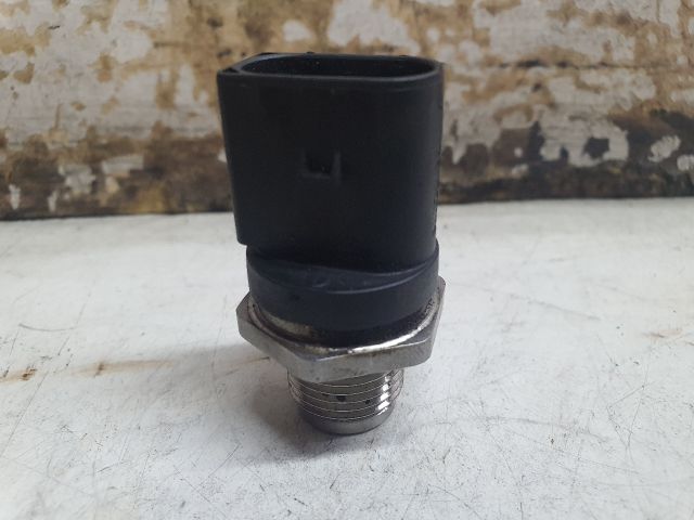 bontott MINI COUNTRYMAN Nyomásszabályzó Szelep