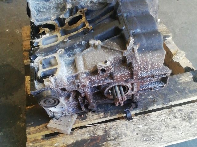 bontott MINI COUNTRYMAN Motor (Fűzött blokk hengerfejjel)