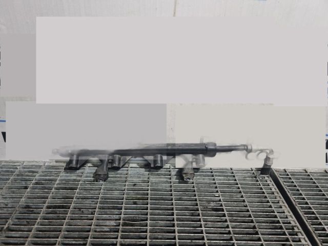 bontott MINI COUNTRYMAN Közösnyomócső