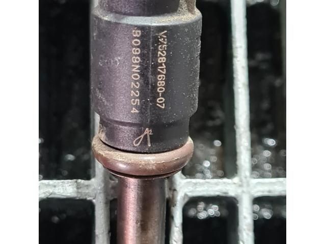 bontott MINI COUNTRYMAN Porlasztó (1 db)