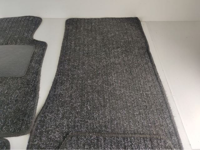 bontott MINI COUNTRYMAN Szőnyeg Szett