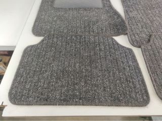 bontott MINI COUNTRYMAN Szőnyeg Szett