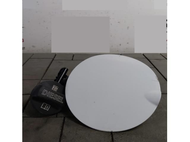 bontott MINI COUNTRYMAN Tankajtó