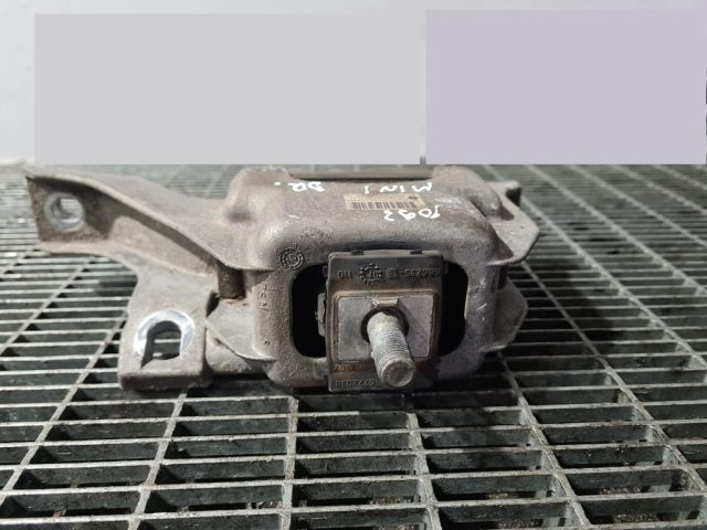 bontott MINI COUNTRYMAN Tartó Bak