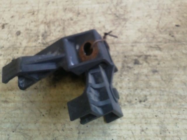 bontott MINI COUNTRYMAN Vízhűtő Radiátor Tartó