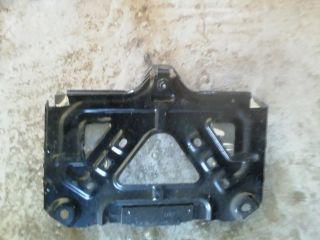 bontott MINI HATCHBACK Akkumulátor Tartó