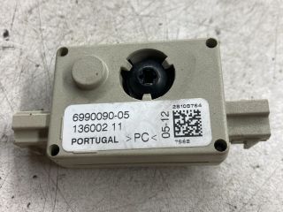 bontott MINI HATCHBACK Antenna Erősítő