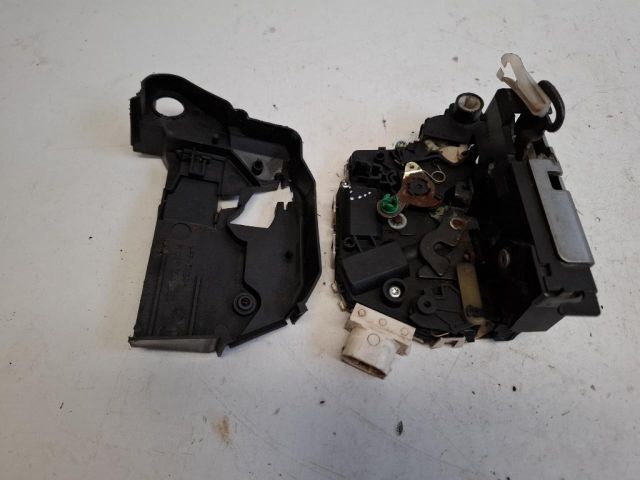 bontott MINI HATCHBACK Bal első Ajtózár