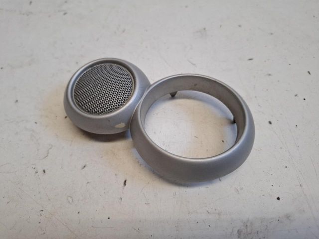 bontott MINI HATCHBACK Bal első Kilincs Burkolat