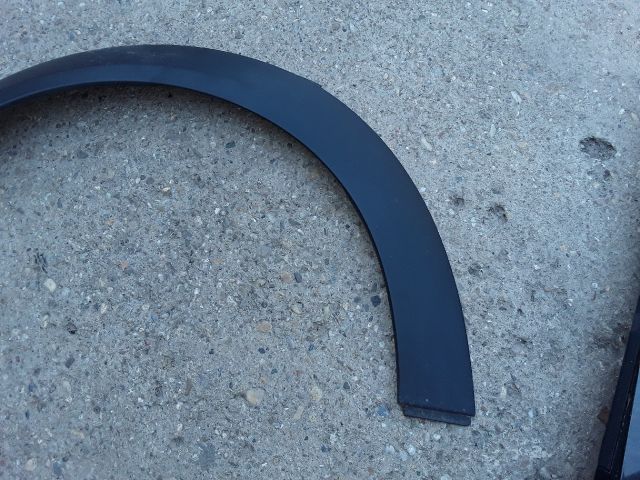 bontott MINI HATCHBACK Bal első Sárvédő Szélesítő