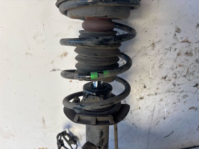 bontott MINI HATCHBACK Bal Gólyaláb Csonkállvánnyal