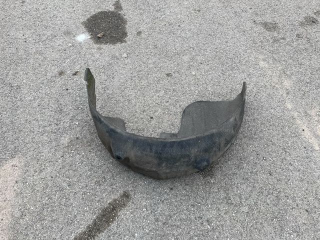 bontott MINI HATCHBACK Bal hátsó Dobbetét (Kerékjárati, Műanyag)