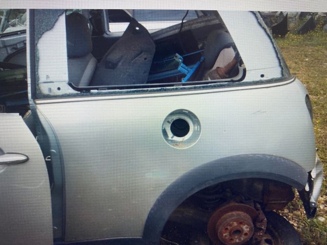 bontott MINI HATCHBACK Bal hátsó Sárvédő
