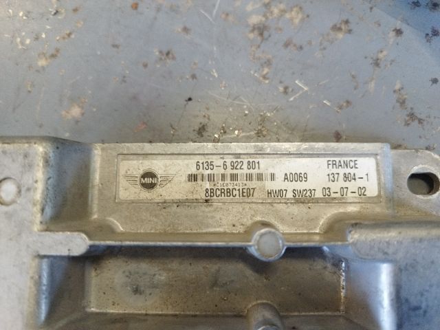 bontott MINI HATCHBACK Biztosítéktábla Utastér