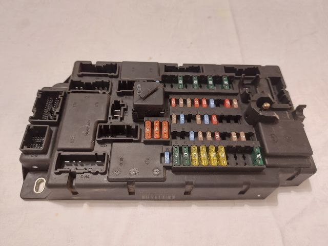 bontott MINI HATCHBACK Biztosítéktábla Utastér