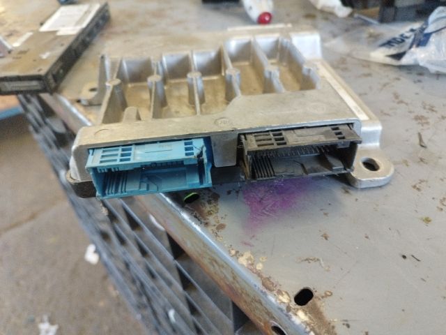 bontott MINI HATCHBACK Biztosítéktábla Utastér